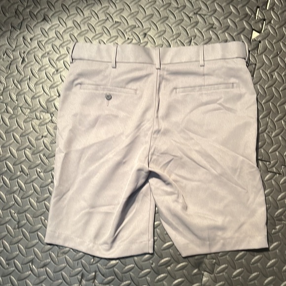 PGA Superstore Brand Golf Shorts - Picture 2 of 2